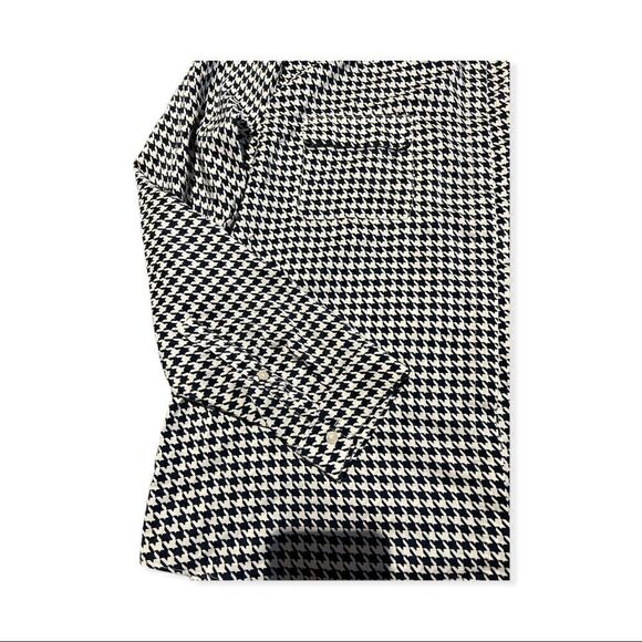 Gap Women’s Geometric Blouse Button Down Top Size Large - Picture 3 of 9